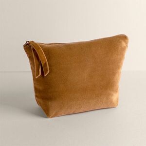 EgotierPro 52540 - Velvety Smooth 325 gr/m² Toilet Bag IMANDRA